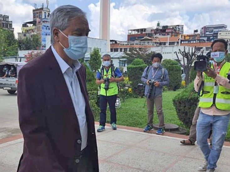 प्रधानमन्त्री देउवा अध्यक्ष दाहाल निवासमा 